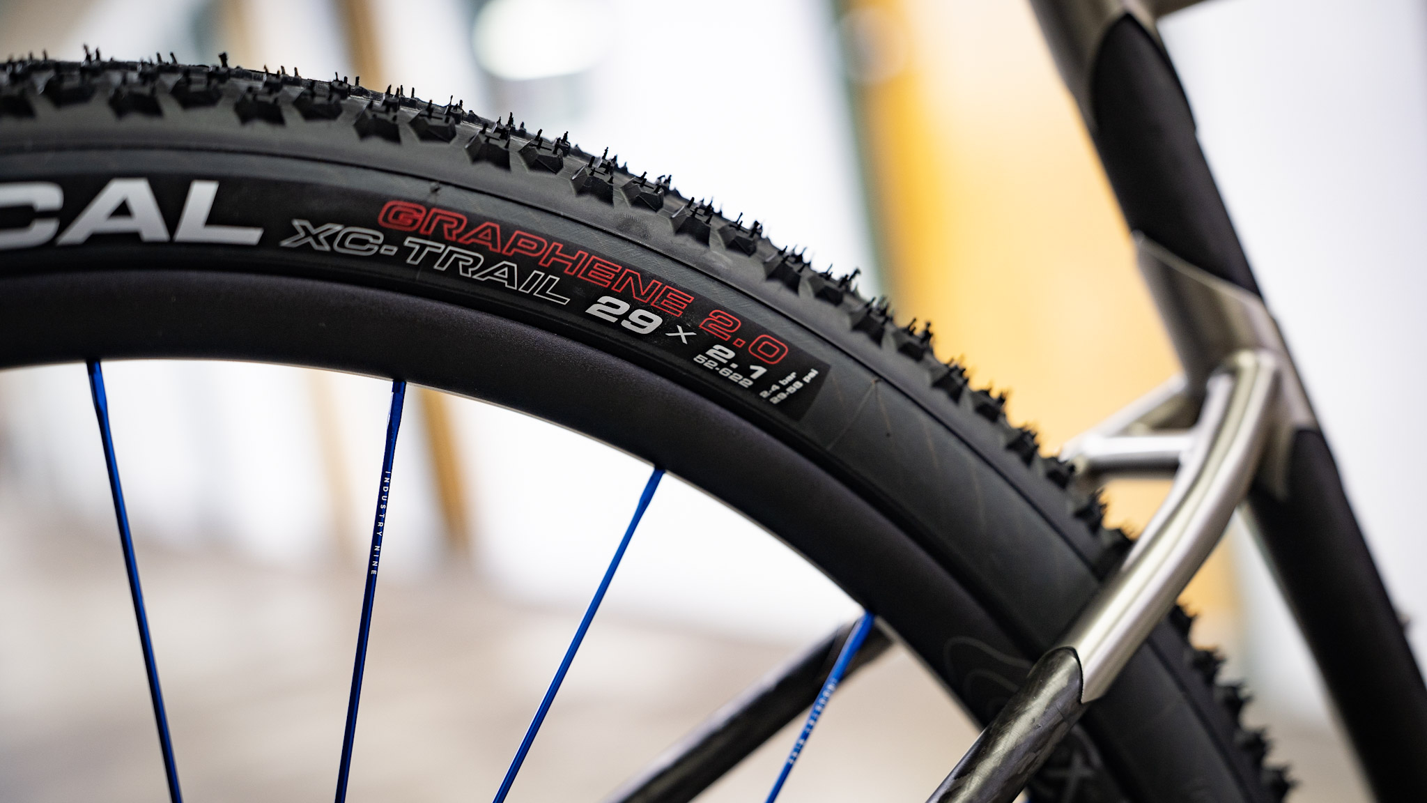 midtail dropped seat stays on a 753