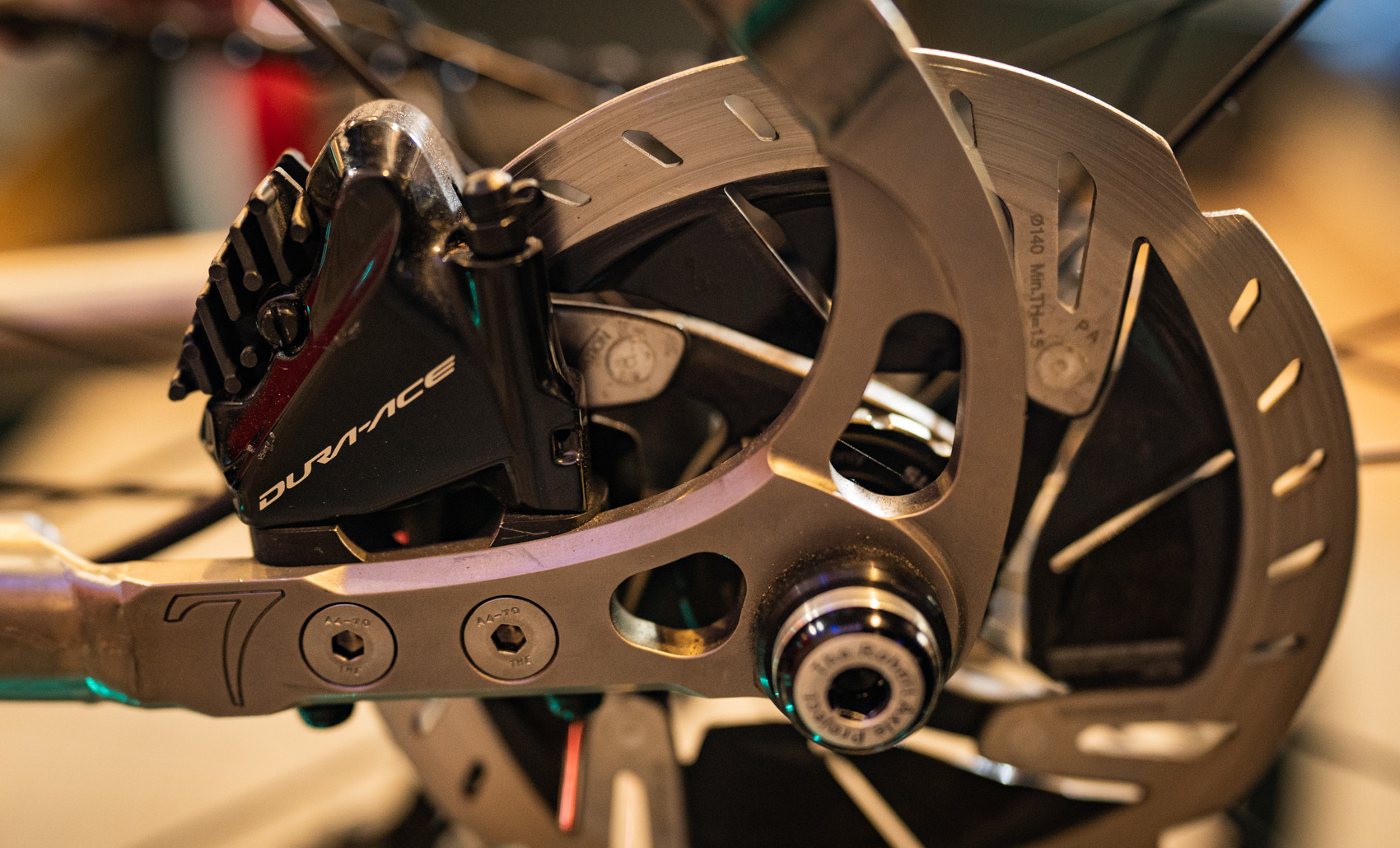 seven-disc-mount-dura-ace